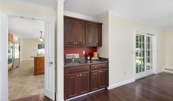 58 Dolphin Ave, Jamestown, RI 02835