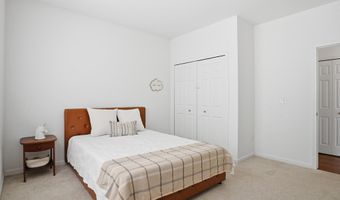 430 Pineway Dr, Ann Arbor, MI 48103