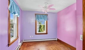 632 Whipple Ave, Burrillville, RI 02858