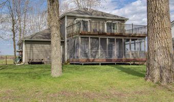 23 Mud Pt S, Alburgh, VT 05440
