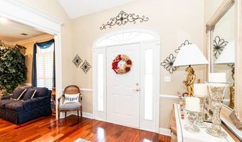 1403 River Pointe Dr, Albany, GA 31701