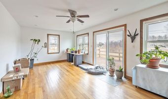 95 Center Bay Rd, Alburgh, VT 05440