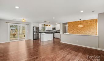 47 Pensacola Ave, Arden, NC 28704