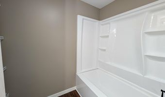 1232 E Superior St, Alma, MI 48801