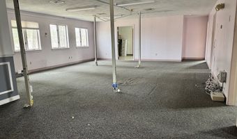 49 S Main St, Brooklyn, CT 06234