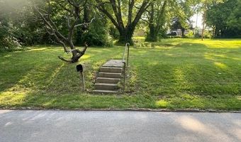 1021 Ash St, Atchison, KS 66002