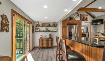 212 Wentworth Rd, Brookfield, NH 03872
