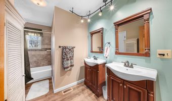 7404 Nekirk Rd, Ashland, KY 41102