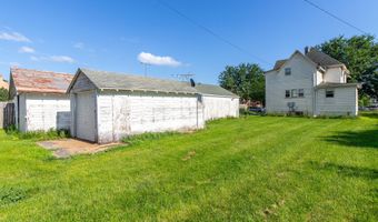 607 6th St, Ames, IA 50010