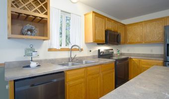 934 Tony Dr, Madison, WI 53704