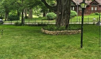 1595 Sackett Hills Dr, Akron, OH 44313