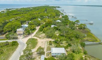 127 Harbor Cir, Alligator Point, FL 32346