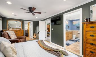 3665 Frederick Dr, Ann Arbor, MI 48105