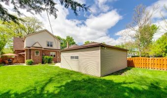 805 S Mitchell Ave, Arlington Heights, IL 60005