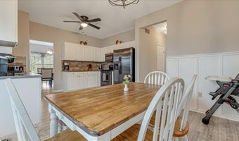 358 Lenape Trl, Allentown, PA 18104