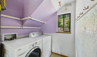 2828 Buttermilk Ln, Arcata, CA 95521