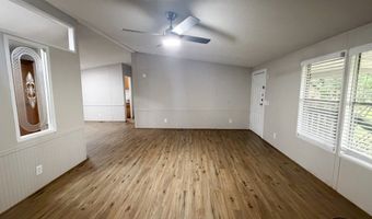 402 E College Ave, Alvarado, TX 76009