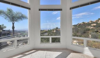 29269 Meadow Glen Way W, Escondido, CA 92026