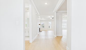 22567 Donahue Dr, Athens, AL 35613