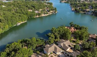 43 Strichen Ln, Bella Vista, AR 72715