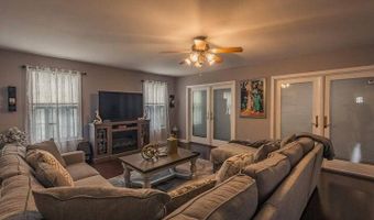 26 Columbia, Amsterdam, NY 12010