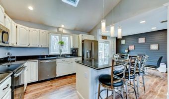 61 Lakeside Dr NW, Alloway, NJ 07461