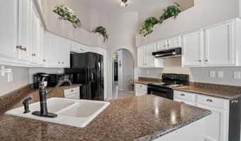 10729 W LAURELWOOD Ln, Avondale, AZ 85392