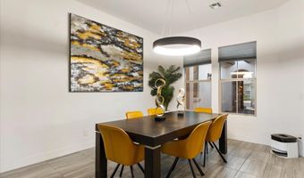 2080 E AQUARIUS Pl, Chandler, AZ 85249