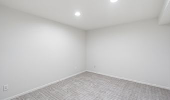 1717 Court St, Adel, IA 50003