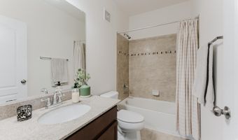 24588 BYRNE MEADOW Sq 302, Aldie, VA 20105
