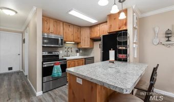 10560 W Fox Ridge Dr, Boise, ID 83709