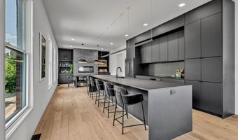 14 NE 3rd St, Oklahoma City, OK 73104