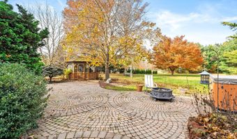 20 YEGER Dr, Allentown, NJ 08501