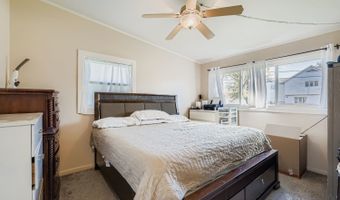 19 W720 Woodland Ave, Addison, IL 60101