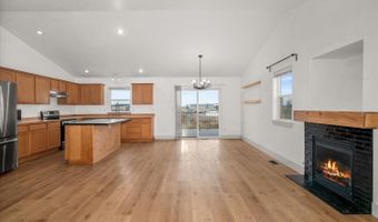 13710 W 12 Ave, Airway Heights, WA 99001