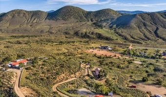 9060 Yucca Hills Rd, Agua Dulce, CA 91390