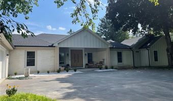 2260 Nottingham Rd, Allentown, PA 18103