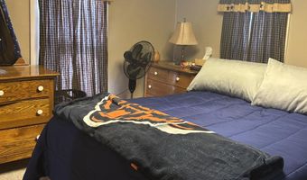 290 WOODS Rd, Abbottstown, PA 17301