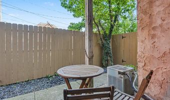 982 Highland St, Columbus, OH 43201