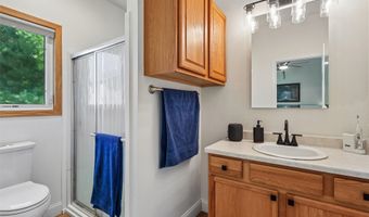 910 NE 45th St, Ankeny, IA 50021
