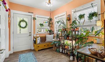 615 N Main St, Allegan, MI 49010