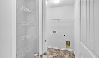 1099 Sandy Bank Ct, Auburn, GA 30011