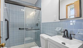 500 Surf Ave, Beachwood, NJ 08722