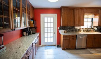 7902 Bittersweet Ct, Athens, OH 45701