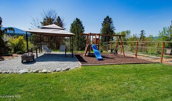 6616 Comanche St, Bonners Ferry, ID 83805