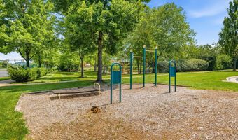42267 TERRAZZO Ter, Aldie, VA 20105