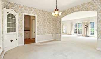 423 Winsor Dr, Antioch, IL 60002