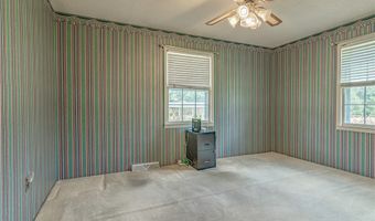 216 Skyland Dr, Belton, SC 29627