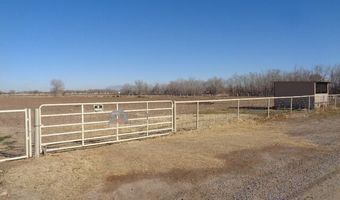 240 Sutton Ln, Bosque Farms, NM 87068