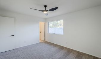 529 W MYRNA Ln, Chandler, AZ 85225